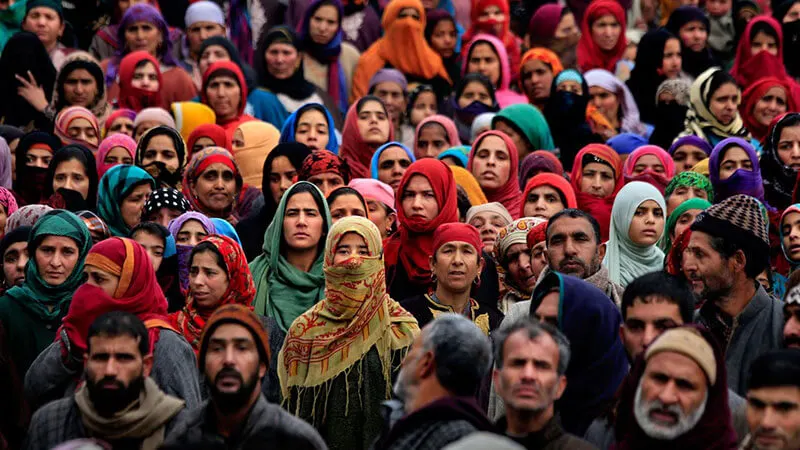 A large gathering of women in Kashmir